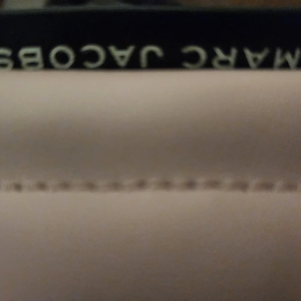 Marc Jacobs Cream and Gold Ruched Shoulder Bag - Picture 8 of 16